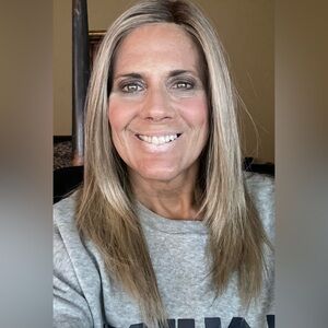 Belle Tress Forte in Sparkling Champagne 100% Hand Tied